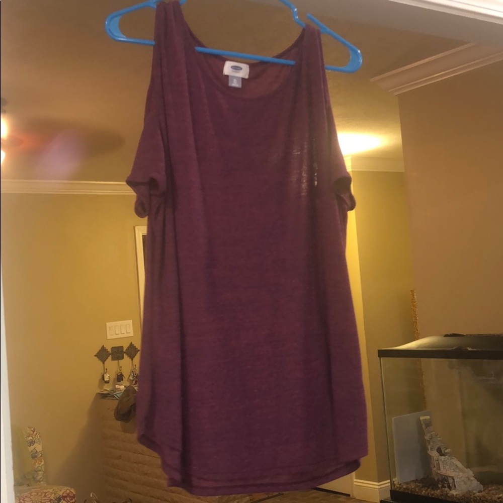 Cold shoulder top